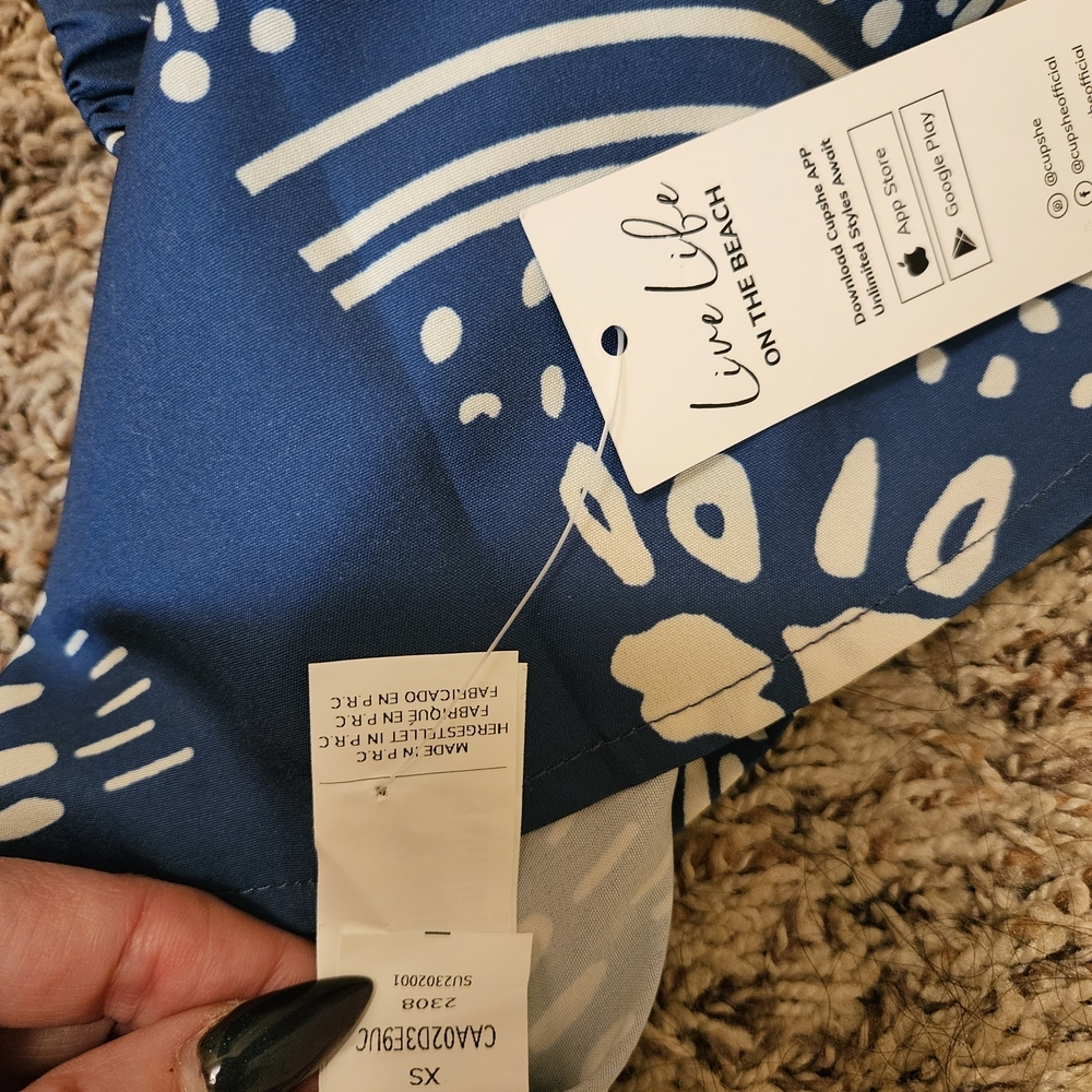 Cupshe Blue and Cream Wide Leg Pants - Picture 12 of 12